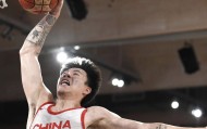 开云体育登录入口-媒体人：今天赢在朱俊龙和李弘权，张镇麟现在咋完全没运动能力了